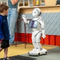 Kinderen leren en vermaken zich tijdens de High Tech Ontdekkingsroute 2024