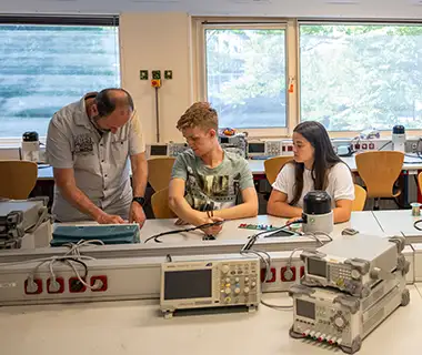 Summa Engineering - Gijs kiest bewust voor het mbo na zijn havo-diploma