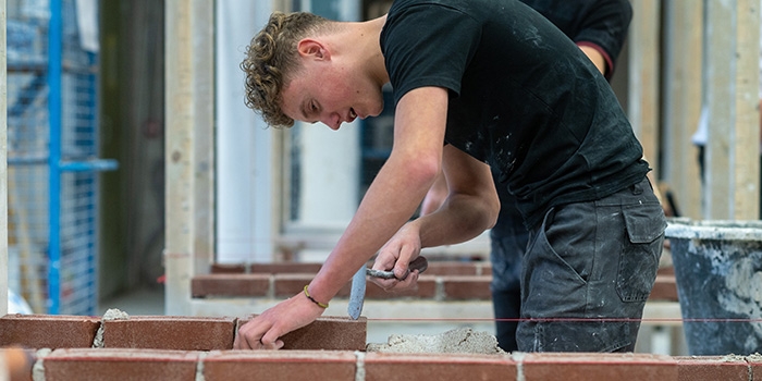 Summa College - Summa Bouw -  Opleiding Allround medewerker onderhoud en verbouw bol